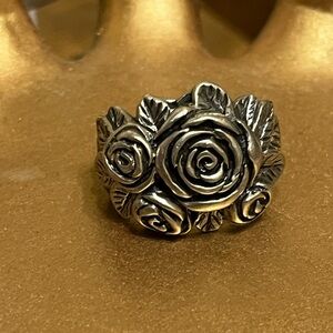 Sarda Sterling Silver Rose Cluster Ring